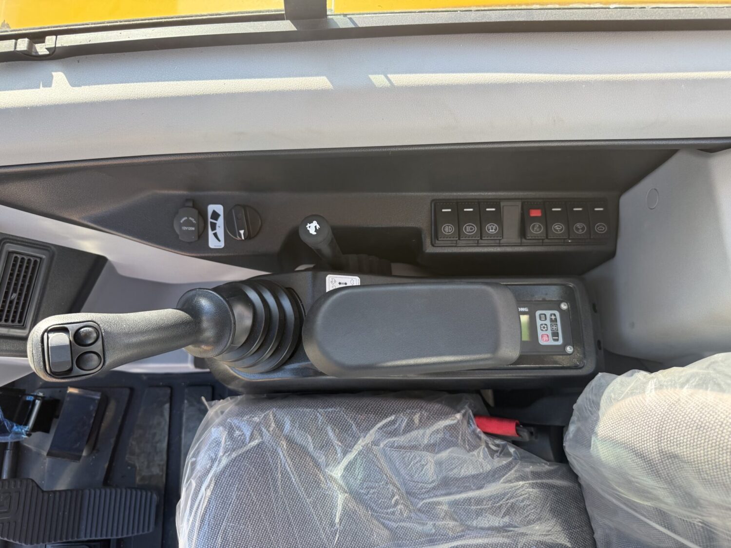 escavatore nuovo liugong